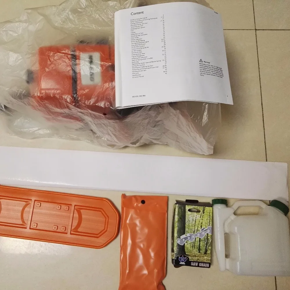 

MS660 Chain Saw with 2 bars and 3 chains