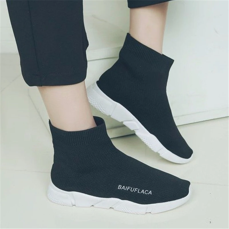 

2019 spring new women's vulcanized shoes explosion models high to help breathable casual fashion wild socks shoes 132