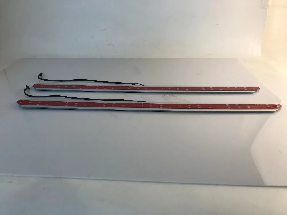 (4)