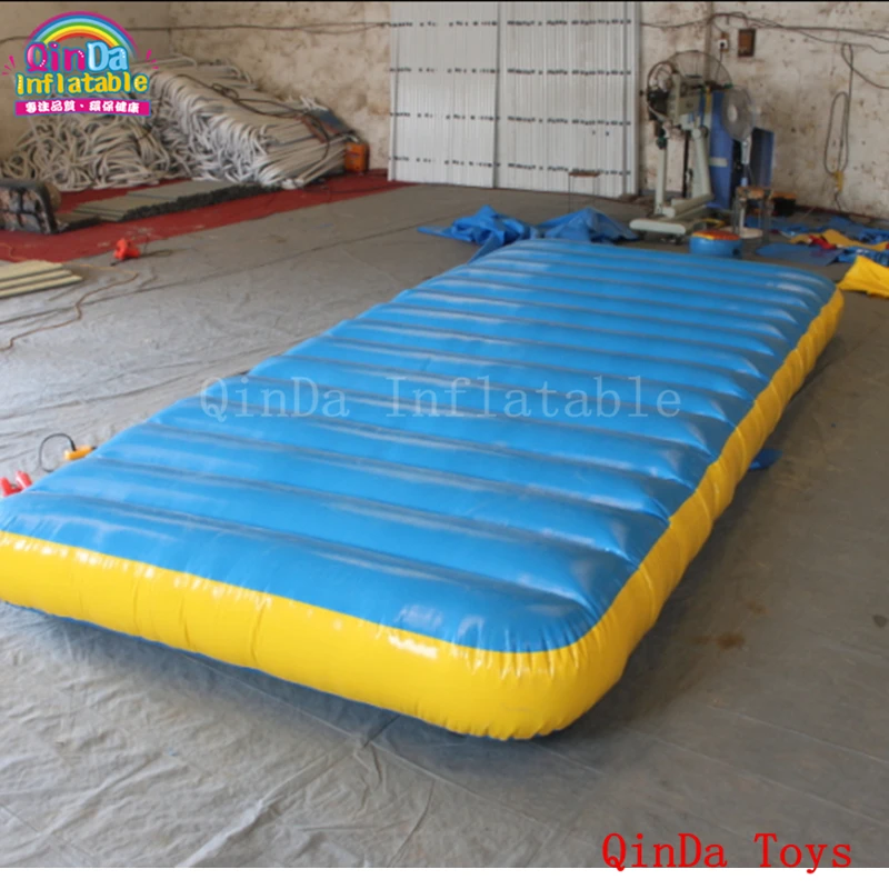 

Outdoor tumber track inflatable gymnastics mat,free air pump 5m long inflatable water floating mat for sale