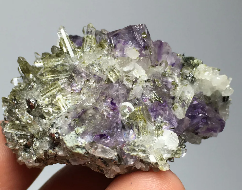 60 г натуральный идеальный флюорит образец минерала кристаллы для питания