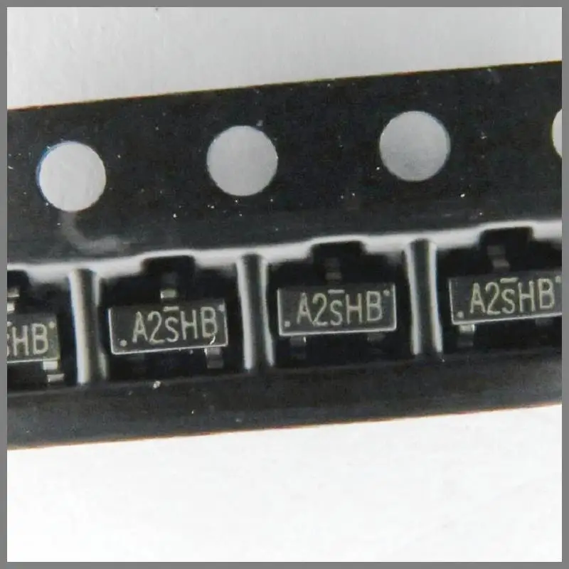 

The new SI2302 A2SHB patch SOT23 2.5A / 20V SMD MOS transistor 1000 = 50 yuan