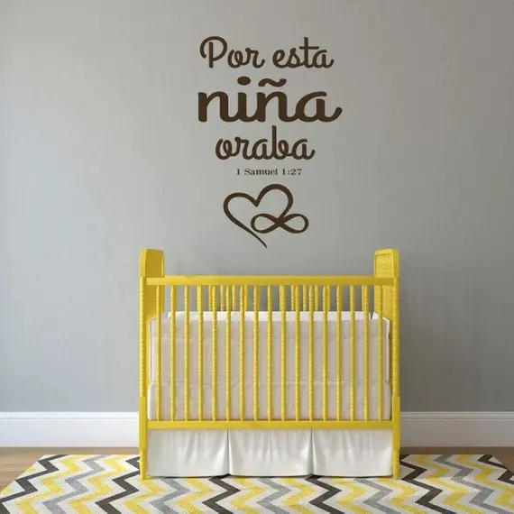 Calcomania para Ninas - 1 Samuel 127 Bible Verse - Spanish Vinyl Wall Decor Lettering for Baby Girl Nursery