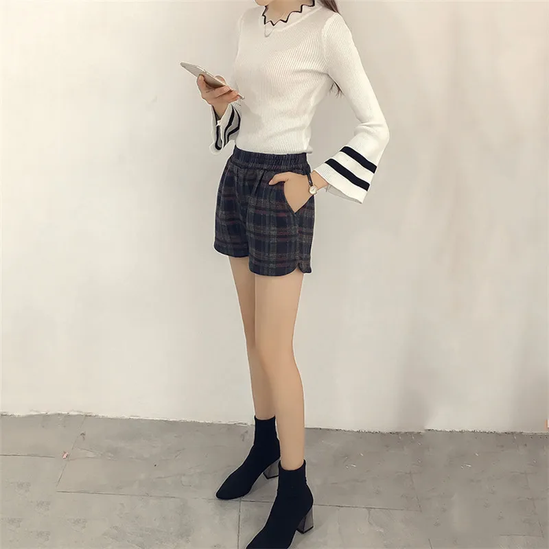 2019 new autumn winter women short pants bermuda feminina designer brand jeans 4XL large size plaid pants woolen clothing YH104 2019 new autumn winter women short pants bermuda feminina designer brand jeans 4XL large size plaid pants woolen clothing YH104