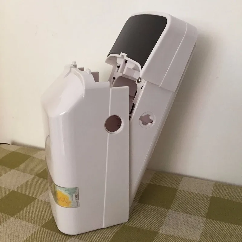 light sensor air freshener (3)