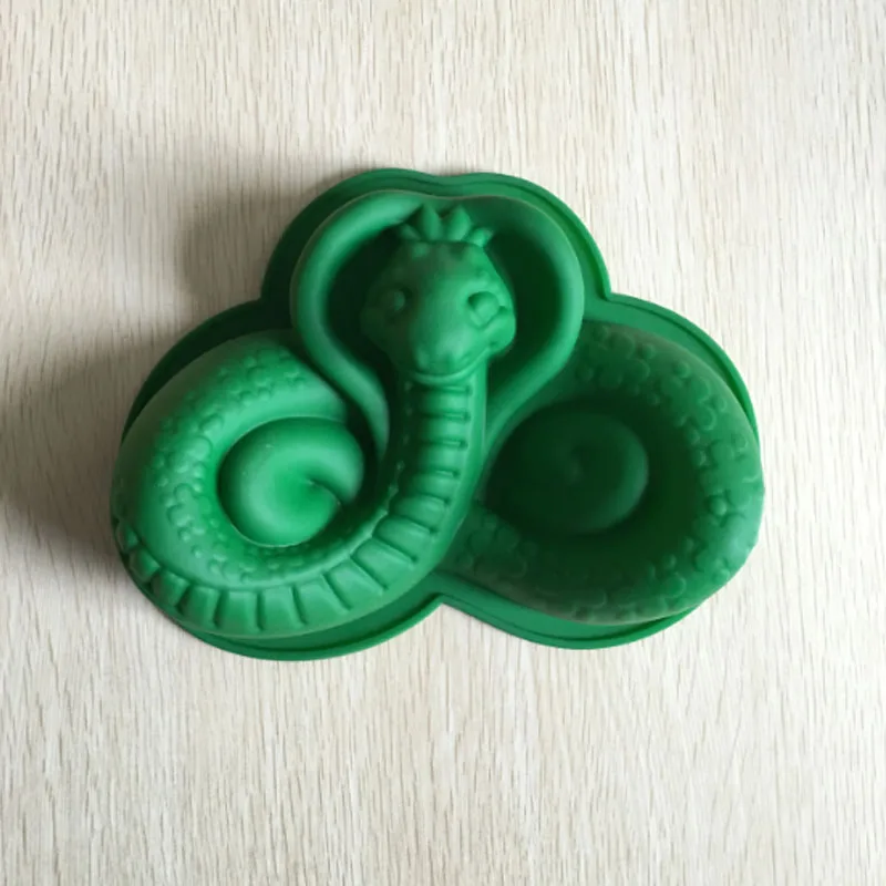 20.5*16*6.5 CM snake shape silicone mould Fondant cake chocolate mold