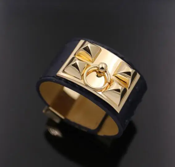 

16-19cm New street beat ostrich grain leather wide side rivet female couple bracelet