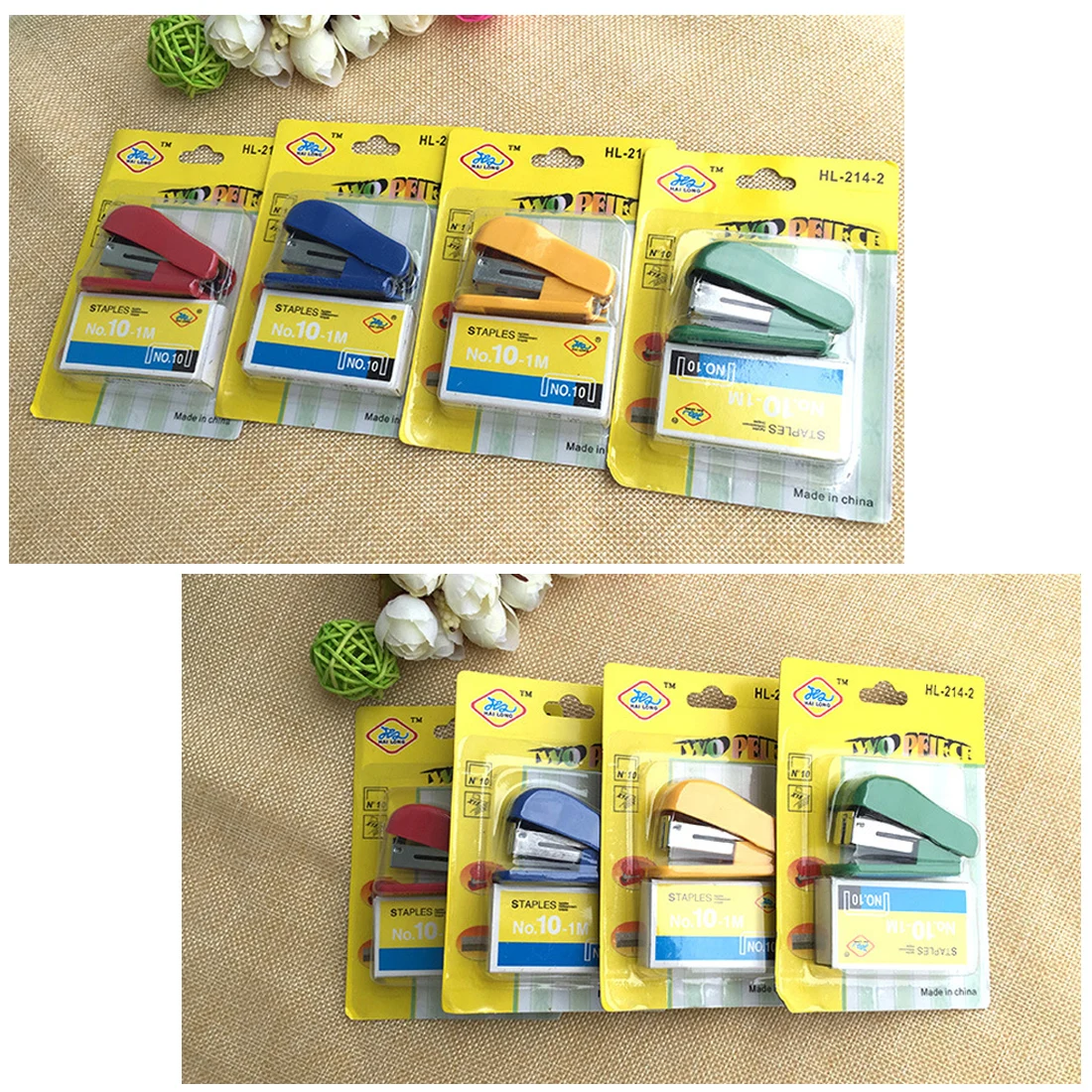 

FangNymph Useful Portable Kawaii Super Mini Small Stapler Mini Stapler Staples Set Office Binding Stationery Random color