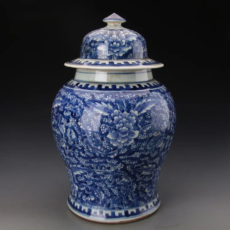 Antique Qing Dynasty Blue And White Porcelain Kiln Branch Peony