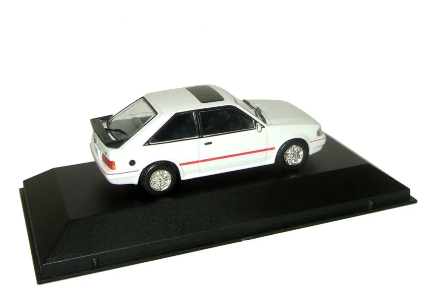 I XO 1:43 Ford Escort XR3 1990 бутик сплав автомобильные игрушки для детей детские модель