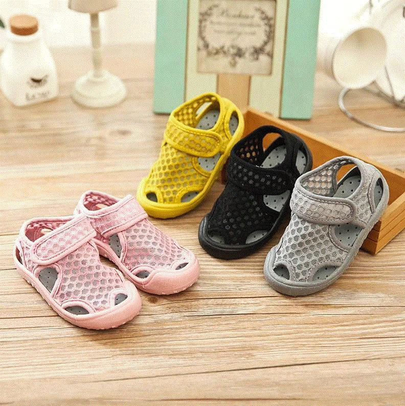 

2019 summer new Fashion girls boys shoes Net cloth children school Flat sandal sneakers sandy beach Super soft and comfortable