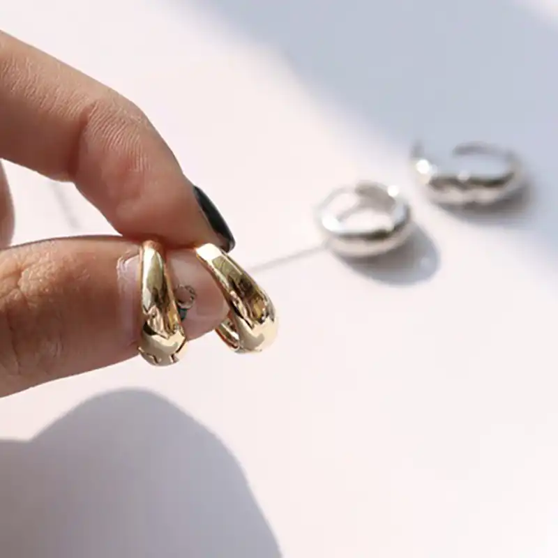 SRCOI модные золотые серебряные цветные толстые серьги-кольца Круглый Круг геометрические серьги Huggie Минималистичная мини маленькая петля о...