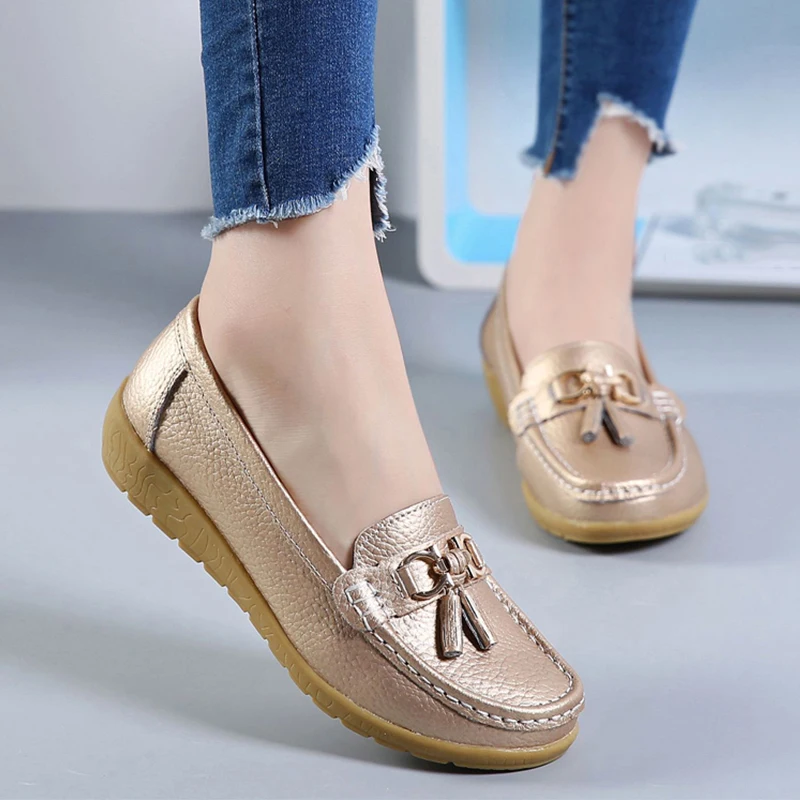 Women Shoes Spring Autumn Cow Leather Flats Women Footwear Slip On Loafers Mother Moccasins Shoes Female Large Size 35-44