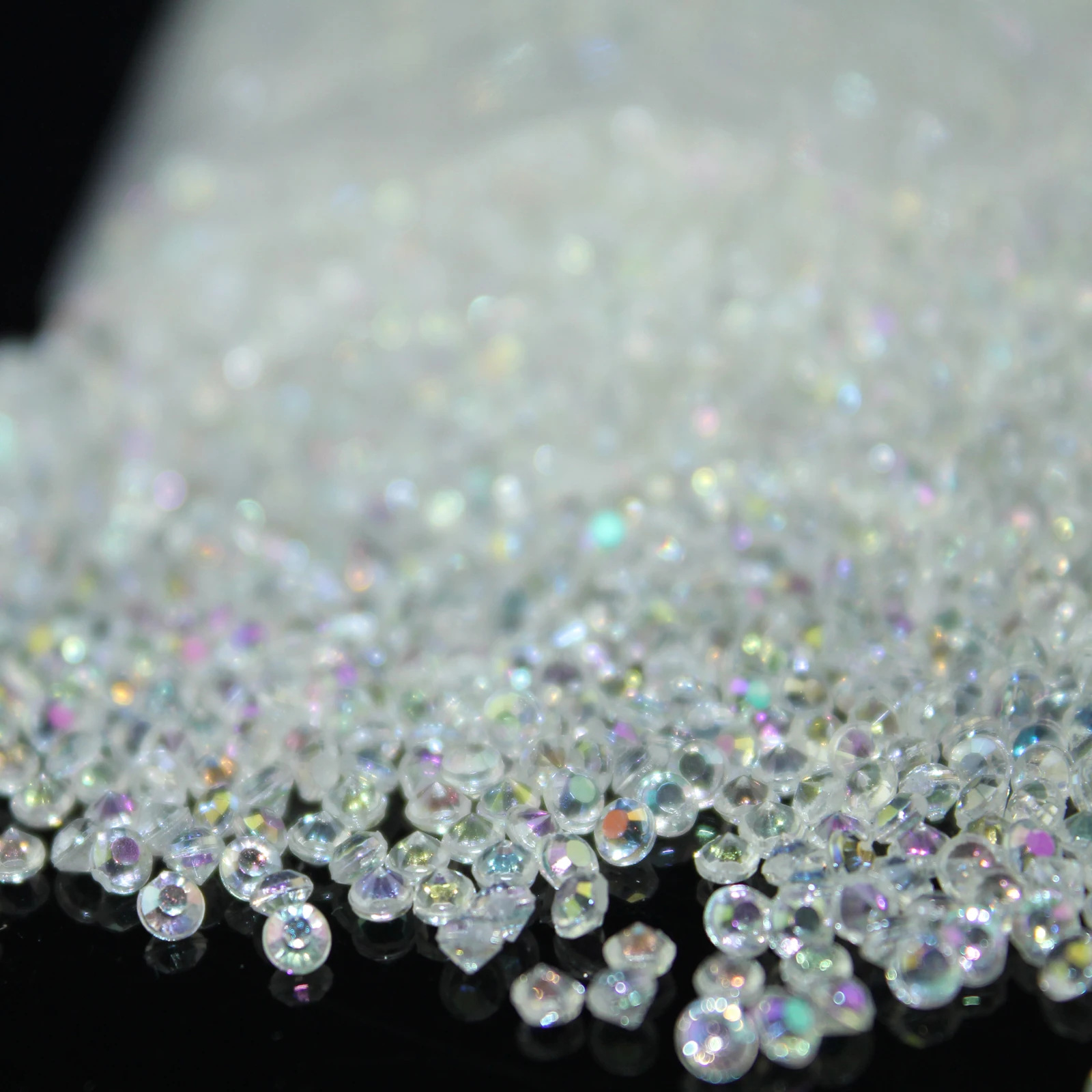 1000pcs/pack 2.5mm Tiny Diamond Confetti Acrylic Crystals Confetti Wedding Party Decoration DIY Crafts Embellishments