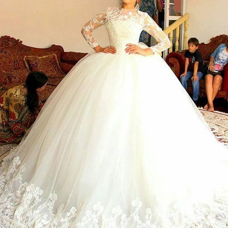 

Dubai Bridal Gowns Full Sleeves Vestido De Noiva Appliques gelinlik casamento 2019 Wedding Dress Ball Gown Puffy robe de mariee