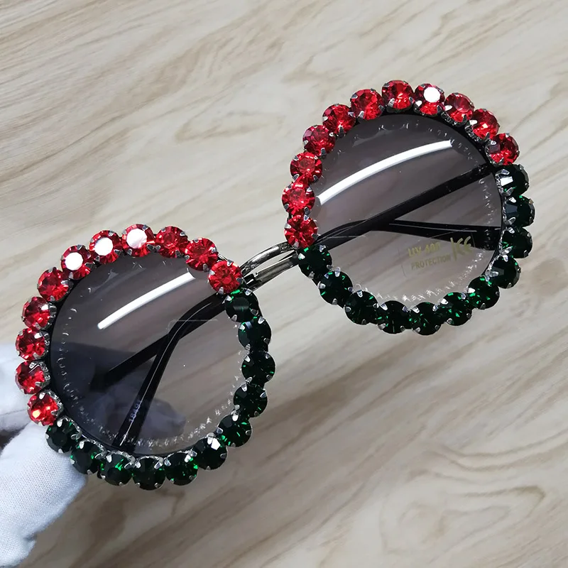 

Oversized Round Rhinestone Sunglasses for Women Retro Vintage Inspired Style UV400 Lens Glasses Red Green Diamond