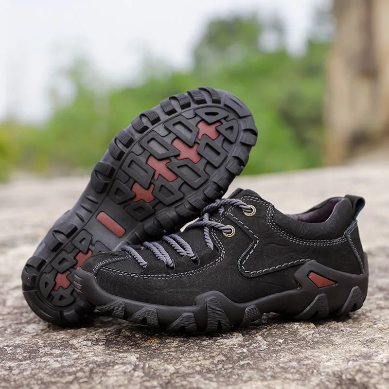 

2019 High Quality Hiking Shoes Men Waterproof leather Sneakers Boots Climbing Wear-resisting Outdoor Walking Jogging Sport Shoes