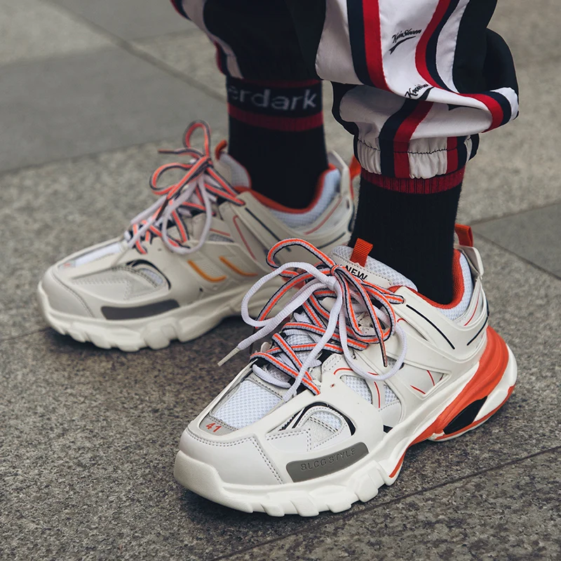 

Top Quality Couples Running Shoes Black Yellow Athletic Shoes Brand Men And Women Jogging Sneakers Hot Unisex Designer Shoes