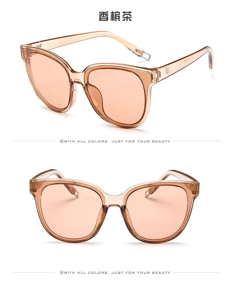 4407885317_2062750698