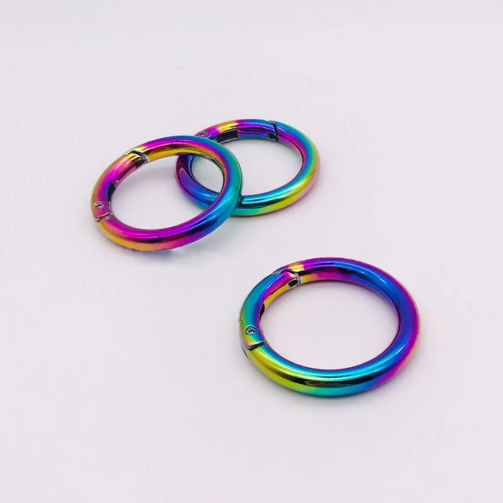 4pcs-Colorful-Spring-O-Ring-Rainbow-Keyring-Round-Carabiner-Snap-Clip-Trigger-metal-bag-Buckle-O (1)