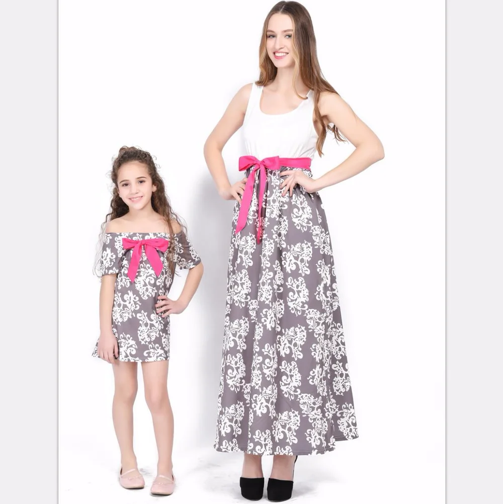 

2018 New Summer Family Look Mother Daughter Dresses Clothes Cool Matching Outfits Sleeveless Bow-knot Mom Baby Loose Long Dress
