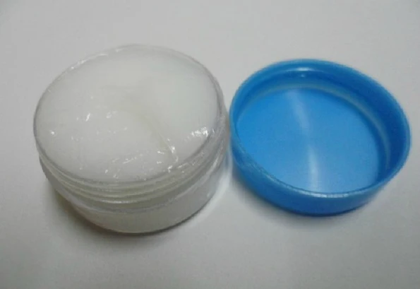 

1Pcs Lubricating Oil Gear Lubricating Grease For Epson R200 R210 R220 R260 R270 R390 R290 R330 T50 T60 A50 P50 L800 L801