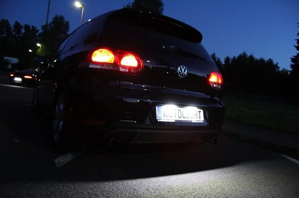 Светодиодная лампа для номерного знака Белого цвета без ошибок SMD VW GOLF4