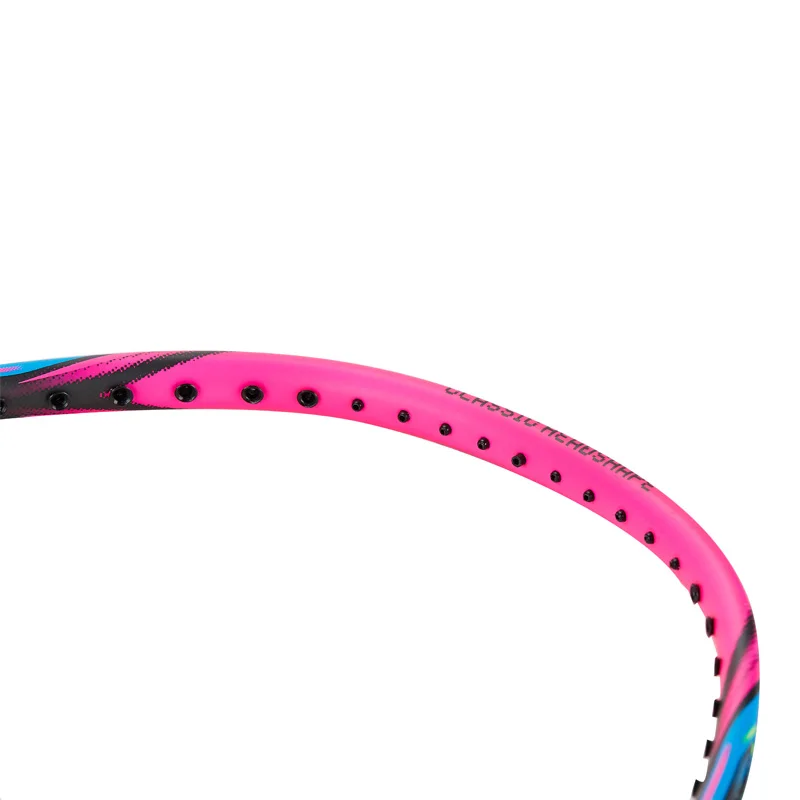 Marca Kawasaki 2018 tipo de ataque Raquetas de bádminton 6U firber carbono Bádminton raqueta para jugadores de nivel intermedio ligero estupendo 6800