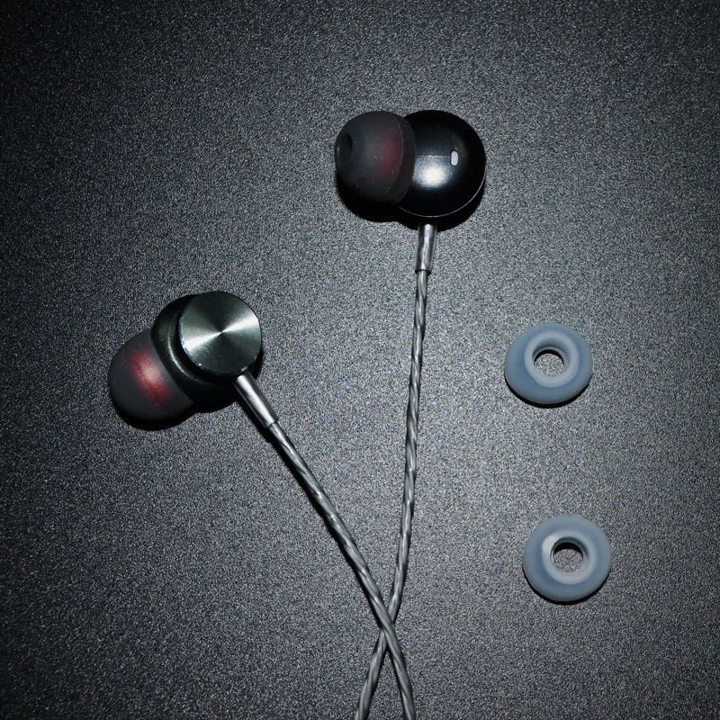 Azt04
