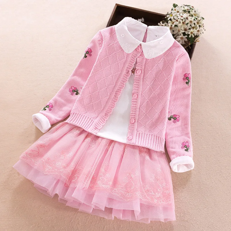 

Girls Set 2018 New Cotton Sweater Fashion Jacket + Bottoming Shirt + Skirt Spring Children's Princess Dress Three-piece