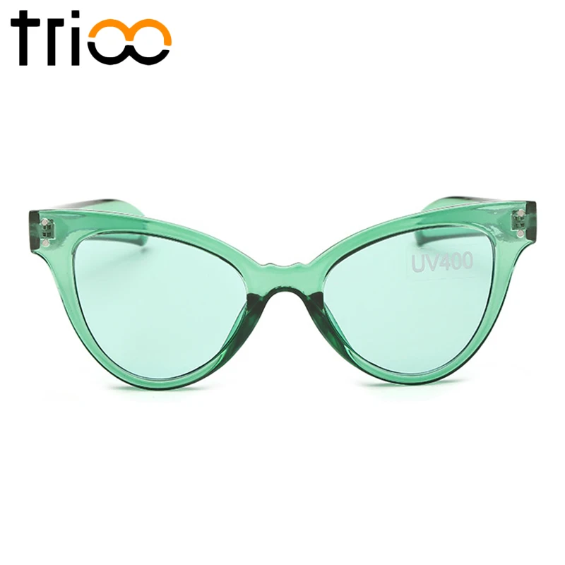 очки с зеленой оправой для зрения.