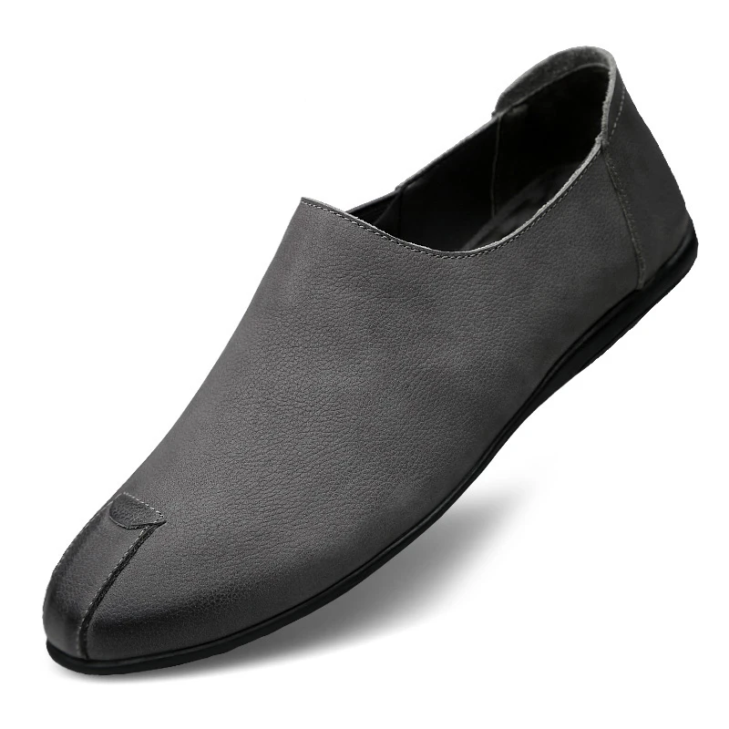 

2018 New Autumn Men's Shoes Leather Soft Leather Men's Casual Shoes Korean Version Of The Wild Peas Shoes Men's Personality Tide