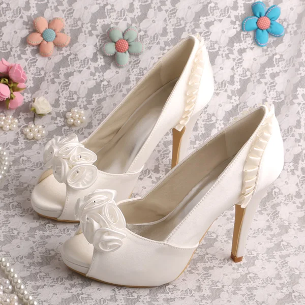 

Wedopus Wholesale Cream Party Women Shoes High Heels Wedding Platform with Flower