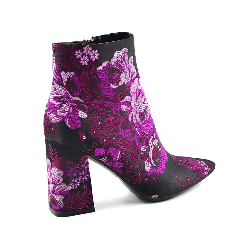 Ботинки с вышивкой; Новинка года; женские ботильоны для женщин; сезон весна-осень; женская обувь на высоком каблуке в стиле ретро; осенние женские высокие сапоги с цветочным принтом