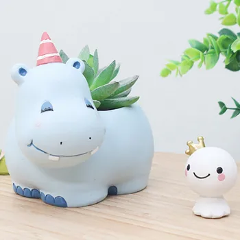 

Modern Cartoon Kawaii Shape Desktop Decoration Flower Pots Succulent Planter Pot Resin Creative Handicraft Animals