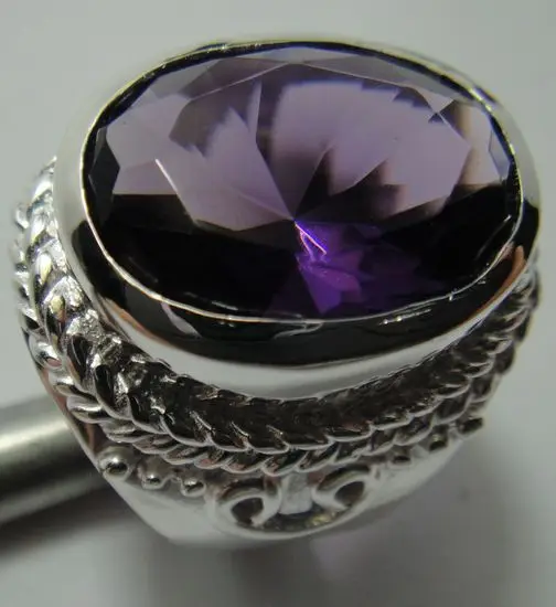 

Wholesale and retail free shipping service delivery process with carved hollow out oval amethyst Victorian 925 silver rings