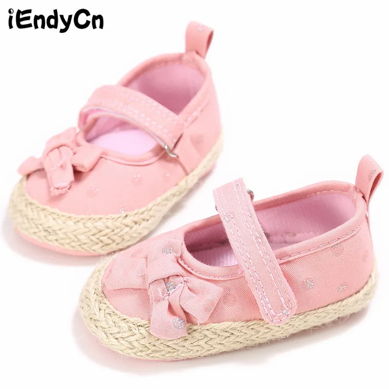 0 and 1 year old female baby soft bottom shoes straw spring/summer