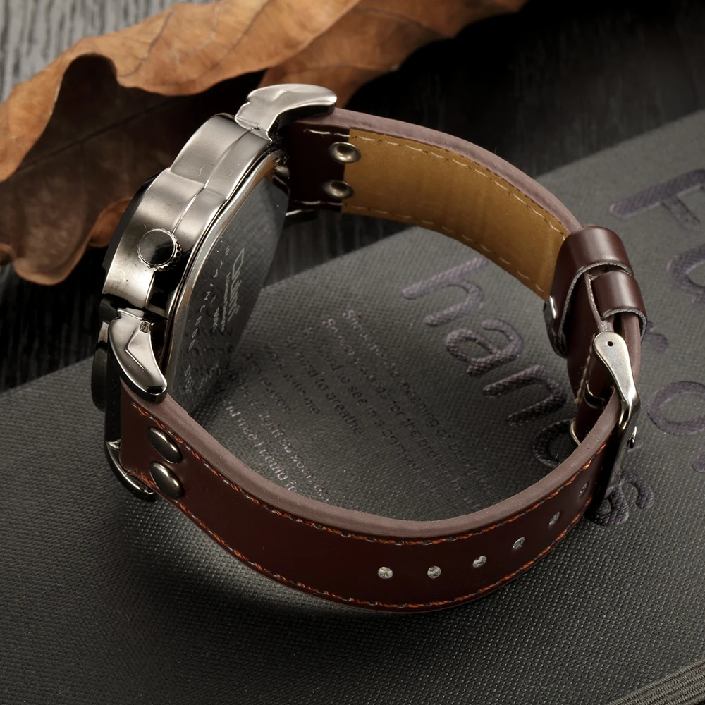 Oulm Unique Design Man Quartz Watches Top Brand Luxury Leather Strap Military Sport Wristwatch Male Clock relogio masculino
