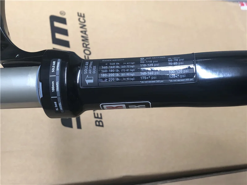 SRAM ROCKSHOX RECON GOLD RL 29 Solo Air Quick Release 100 мм 1,5 конический ручной замок глянцевый черный MTB вилка подвеска