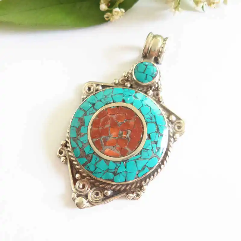 

TBP506 Tibetan Jewelry Pendants White Metal Copper Inlaid Colorful Stone Flower Pendants from Nepal