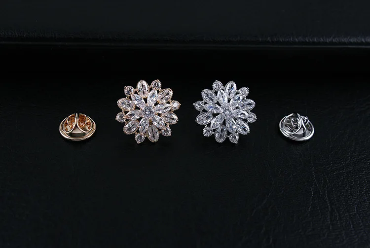 CINDY XIANG Cubic Zirconia Flower Brooches For Women And Men Unisex Wedding Coat Pin Copper Material Fashion Jewelry New Arrival