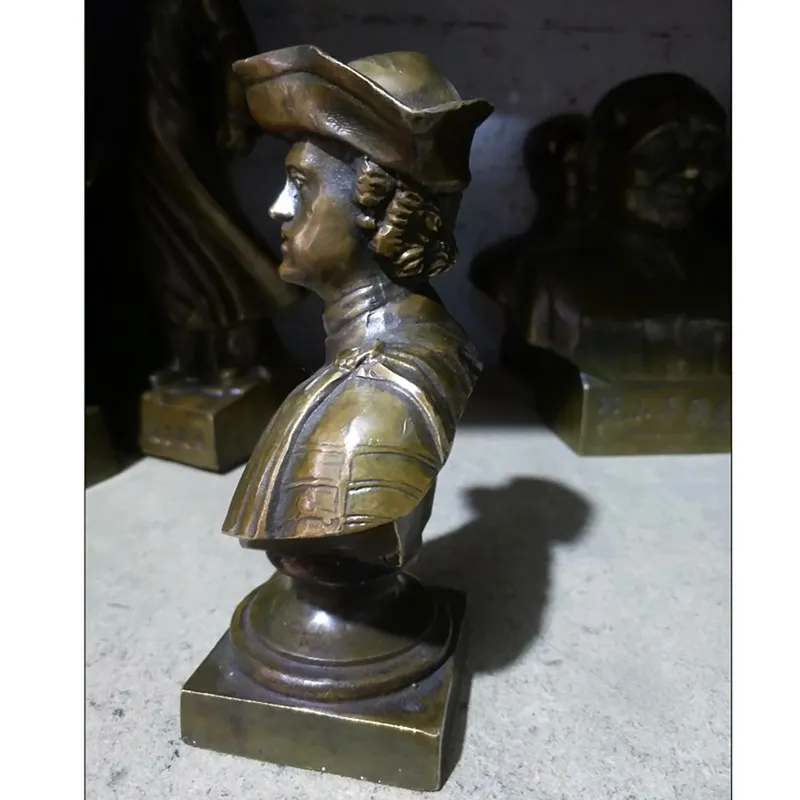 Günstige Russische Zaren NICHOLAS II Samurai Büste Statue Bronze Statue Figuren Kunst Handwerk Hause Dekoration L3429