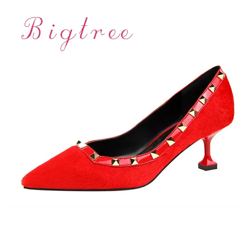 Rivet Shoes Woman Red Closed Toe Black Heel Basic Dress Shoes Low Heels