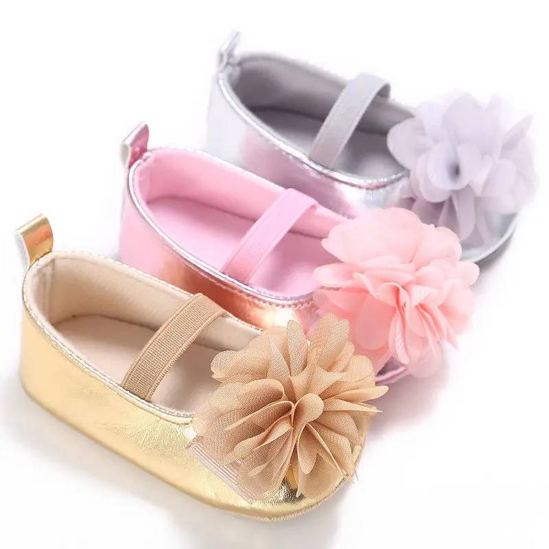 Обувь принцессы с цветочным рисунком для маленьких девочек; детская мягкая подошва для малышей; обувь для кроватки с цветочным принтом; мелкая обувь для малышей; 0-18 месяцев