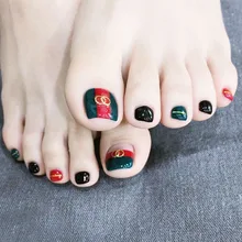 Ins/Модные Винтажные накладные ногти для пальцев ног красного и зеленого цвета с заклепками, красивые короткие накладные ногти для ногтей