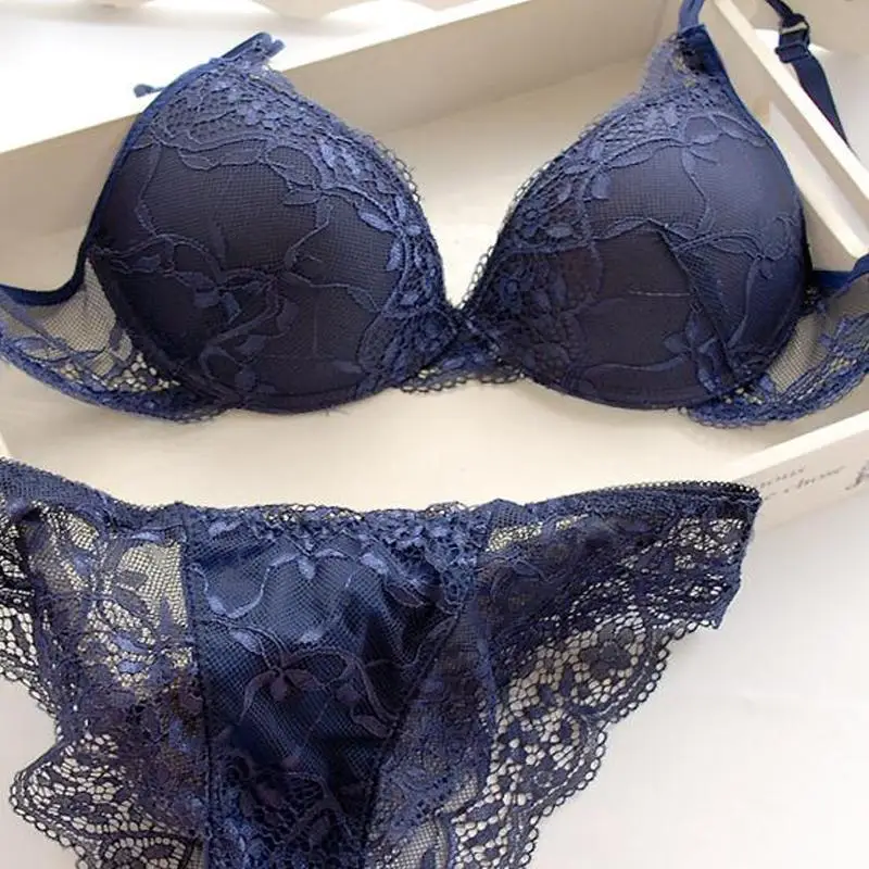 ropa interior femenina de encaje azul