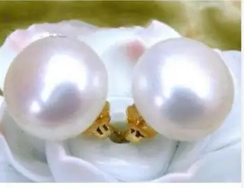 

pair of 13-14mm south sea flat round white pearl earring 14k