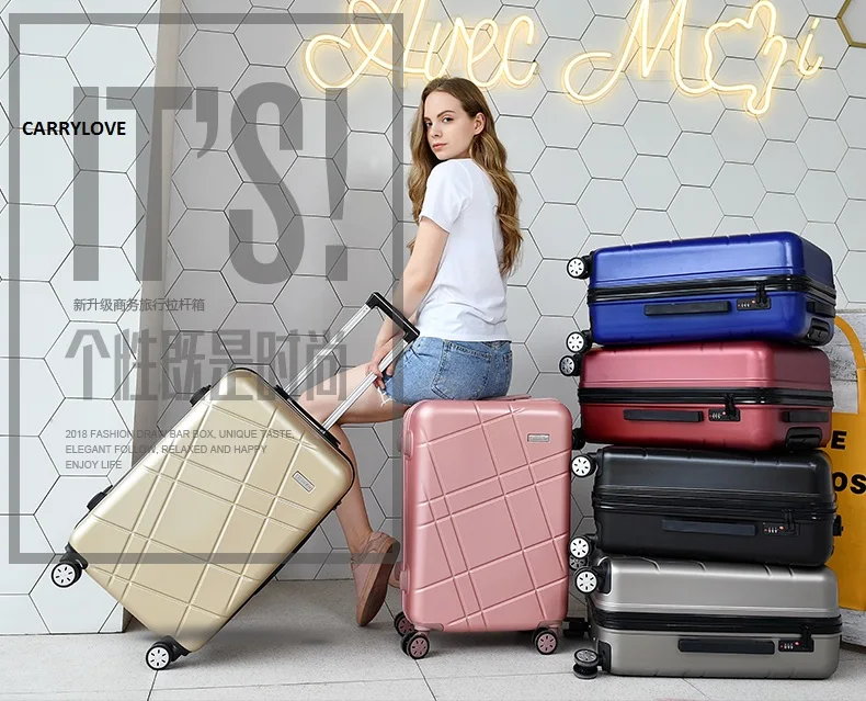

CARRYLOVE concise fashion lovely 20/22/24/26/28 inch PVC+PC high quality Rolling Luggage Spinner brand Travel Suitcase