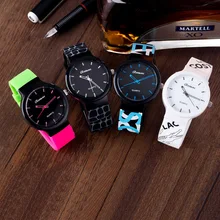 2017 Nouvelle Mode Doux En Caoutchouc Silicone De Gelée Imprimé Serpent Crocodile Montre À Quartz Poignet Montres pour Femmes Hommes Étudiants