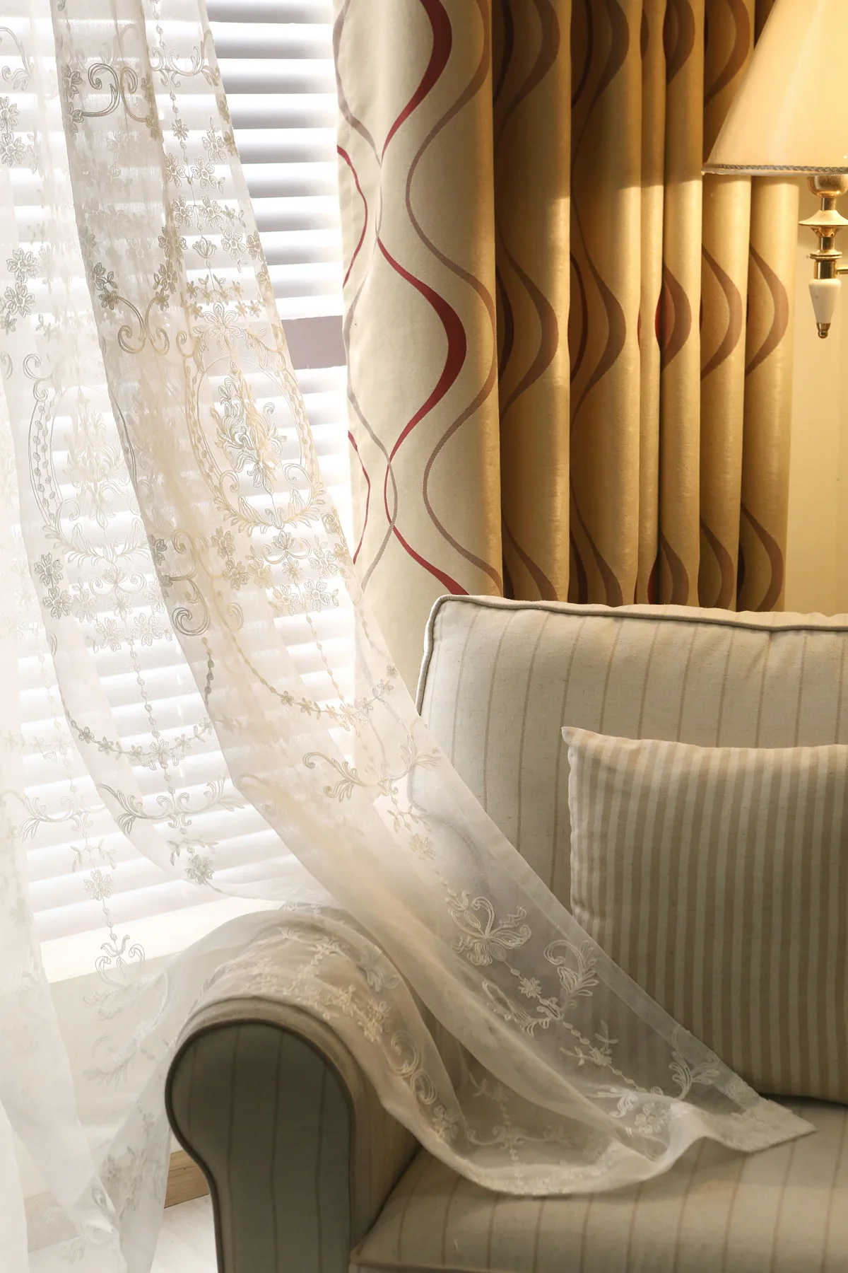Толстые Роскошные волнистые полосатые шторы для гостиной спальни дешевая цена европейские шторы